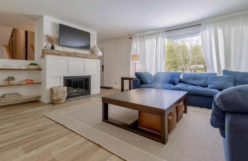 Frankfort Casa | Gathering Place