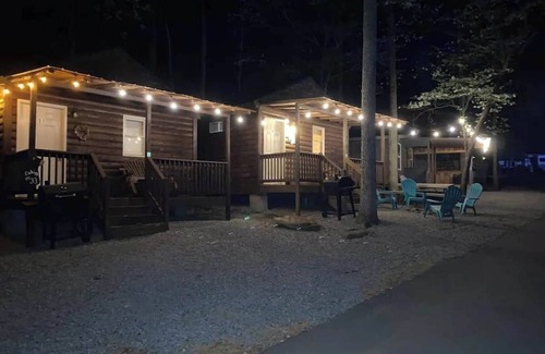Gatlinburg - Pigeon Forge Casa | Gatlinburg Cabin Near Ripley's Aquarium