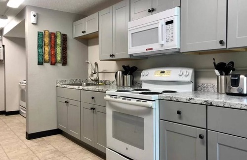 Gatlinburg Hotel | Gatlinburg View Lodge - Standard Family Room