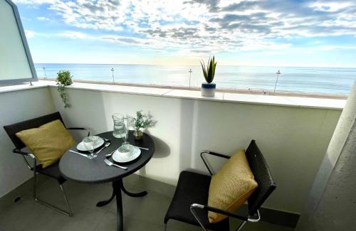 Cadiz Apartamento | GATU Villa Camarote con vistas al mar , Preferente mayores de 21 años y familias