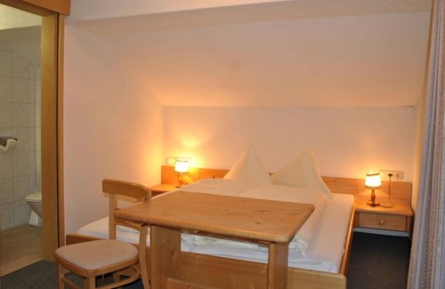 Sankt Leonhard im Pitztal Casa | Casa de vacaciones Gaug en Sankt Leonhard im Pitztal - 25 personas, 10 dormitorios