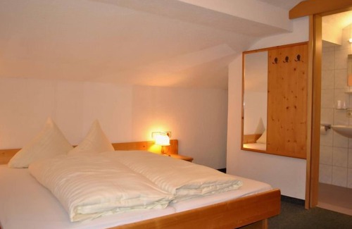 Sankt Leonhard im Pitztal Casa | Casa de vacaciones Gaug en Sankt Leonhard im Pitztal - 25 personas, 10 dormitorios