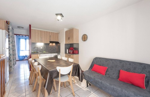 Gavarnie-Gedre Apartamento | Apartamento Gavarnie – Dúplex Acogedor con Parking & Guardaesquís
