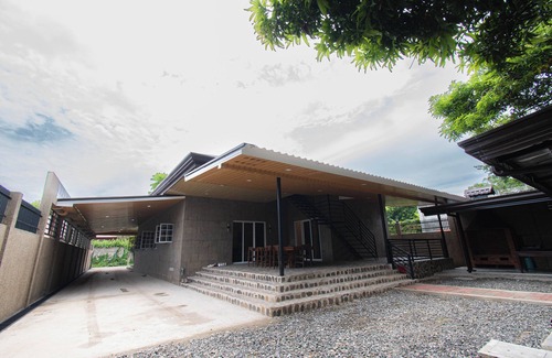 Dumaguete Casa | GAVs Abode: Your Spacious and Peaceful home in Duma