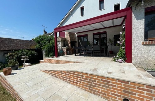 Dhuizon Casa | Gayaloé ~maison Avec Piscine Sécurisée