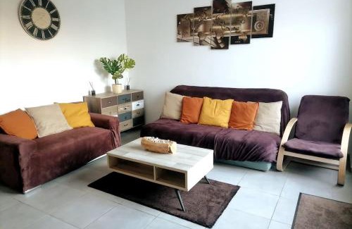 Roost-Warendin Casa | GAYANTINE - Spacieuse Confortable Proche Gayant Expo FIBRE