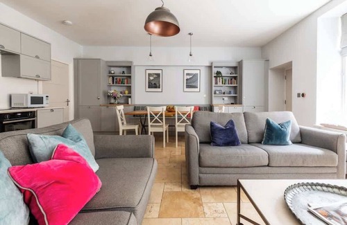 Bath City Centre Apartamento | Elegant Georgian Flat in Historic Bath with Garden