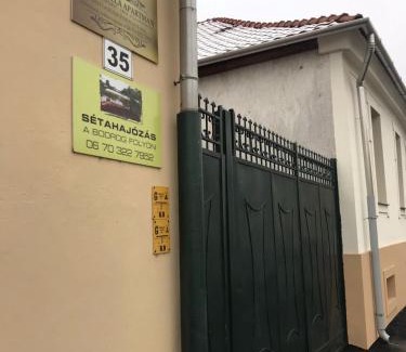 Sarospatak Apartamento | Gecse-Villa