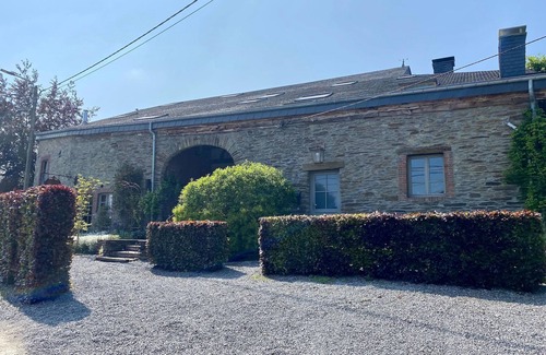 Louette-St-Pierre Casa | Refugio forestal histórico de Gedinne