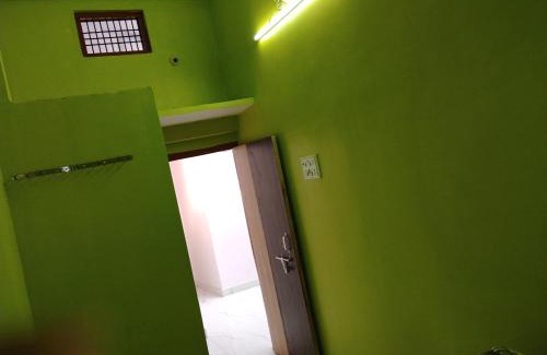 Faizabad Casa | Geeta Teerth Guest House AC and Non AC Rooms