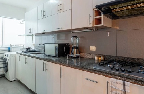 Armendariz Apartamento | geko| Lumiere 1BR steps to Larcomar