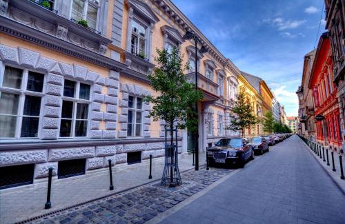 Palace District Casa | Gellerico Rooms at Horánszky Street