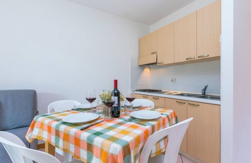 Aquileia Apartamento | Gelso (GDO 202) by Interhome