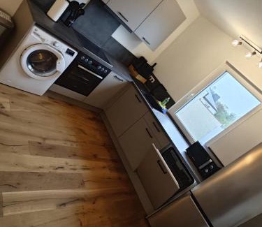 Horchheim Apartamento | Gemütliche 2 Zim Wohnung mit Fahrradstellplätzen