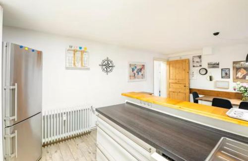 Rotherbaum Apartamento | Gemütliche 3-ZKB WC SouterrainWohnung in Bestlage