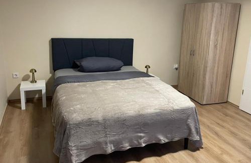 Vechelde Apartamento | Gemütliche Appartement 5 - mit Küche und Bad zur Eigennutzung -Schuster Homes-