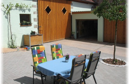 Michelau i. Steigerwald Apartamento | Gemütliche Ferienwohnung in Mehrfamilienhaus mit Wlan