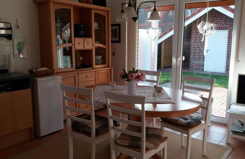 Altfunnixsiel Apartamento | Gemütliche Ferienwohnung mit Garten Kurz vor Carolinensiel