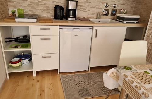 Fuerth Apartamento | Gemütliche Ferienwohnung in Grünen Parkwohnanlage mit Balkon