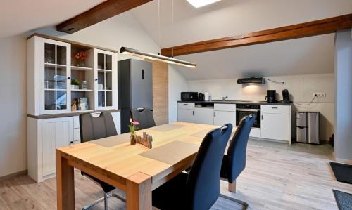 Roes Apartamento | Gemütliche Ferienwohnung "Eifel - Moselhöhe", Nähe Pyrmonter Felsensteig