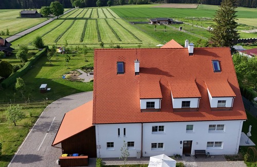 Unterallgau Apartamento | Gemütliche, Neue 100m2 Ferienwohnung mit Privater Sauna