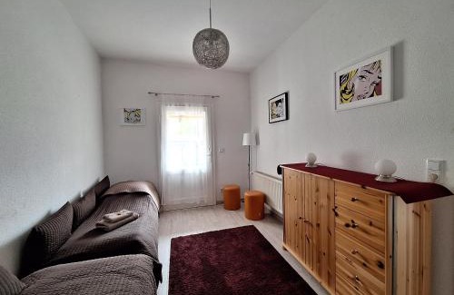 Zwenkau Apartamento | Gemütliche Vier-Zimmer-Ferienwohnung "L12" in Zwenkau bei Leipzig im Neuseenland