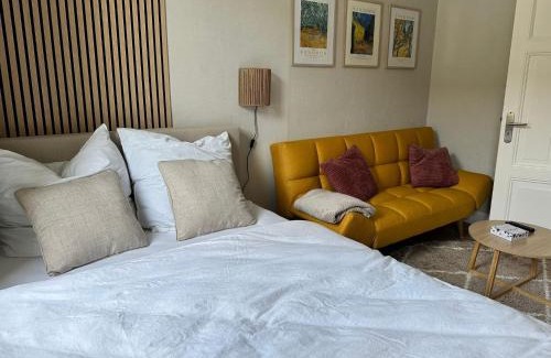 Neumuenster Apartamento | Gemütliche Wohnung im Zentrum