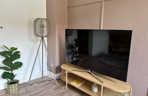 Neumuenster Apartamento | Gemütliche Wohnung im Zentrum