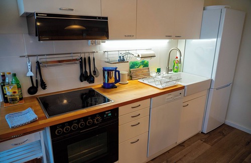 Lengnau Apartamento | Gemütliche Wohnung mit Terasse und Feuerstelle