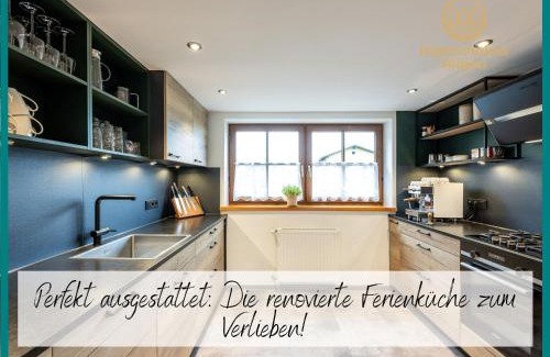 Stein Apartamento | Gemütliches Ferienhaus mit Garten Kamin und eine separate Ferienwohnung, neu renoviert