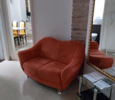 Oos Apartamento | Gemütliches J&L Apartment Nahe des Hauptbahnhofes