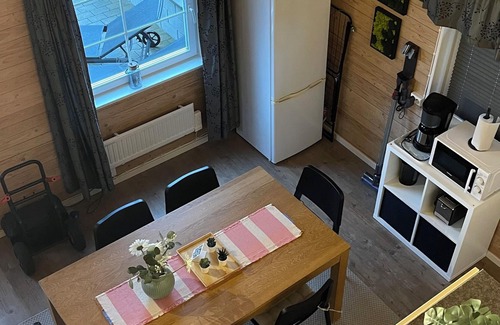 Vackelsang Casa | Gemütliches Haus am See mit Eigenem Elektroboot und Zugang zum Pool