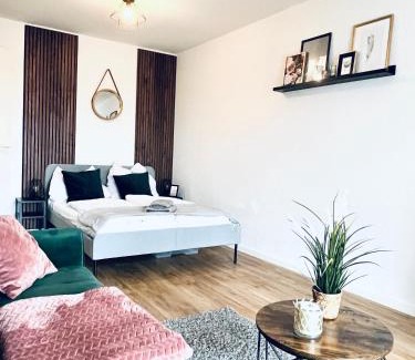Andreasvorstadt Apartamento | Gemütliches Studio - Elias- mit Küche, WLAN, Smart-TV & Panoramablick in Citynähe