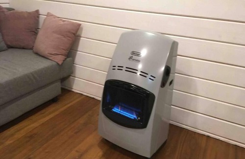 Bad Sauerbrunn Casa | Gemütliches Tinyhouse im Garten einer Villa mit Trenntoilette