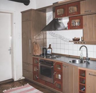 Weitra Apartamento | Gemütliches Wohnen in der alten Schule