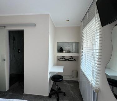 Floersheim Apartamento | Gemütliches Zimmer in Flörsheim am Main nahe FRA Flughafen