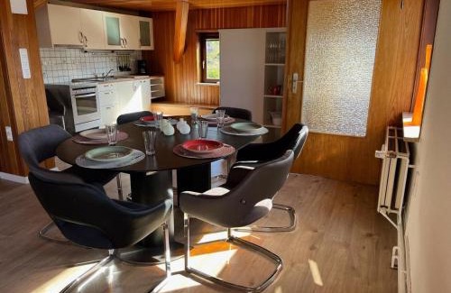 Groß Vollstedt Apartamento | Gemütliches Zweibett-Zimmer in Schleswig-Holstein - ideal für Monteure und Geschäftsreisende, Gemeinschaftsbad Zimmer Nr 5