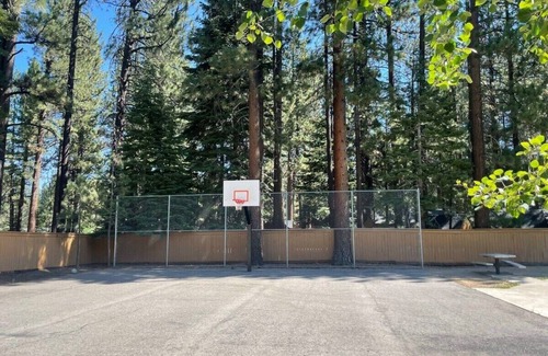 Tahoe Valley Apartamento | Gem in South Lake Tahoe Rubicon