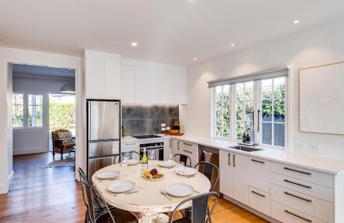 Havelock North Casa | Gem on Gillean - Havelock North Holiday Home