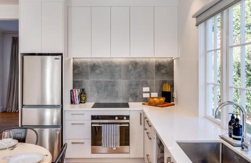 Havelock North Casa | Gem on Gillean - Havelock North Holiday Home