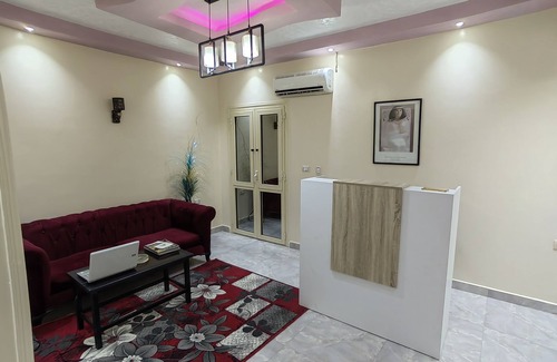 Kafrat al Jabal Apartamento | Vista de las pirámides Apartamento, desayuno, wifi, aire acondicionado y guía.