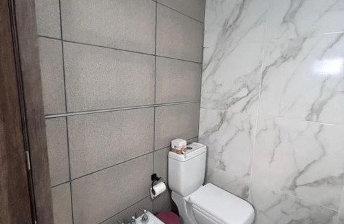 General Roca Casa | General Roca hermosa habitacion con baño privado