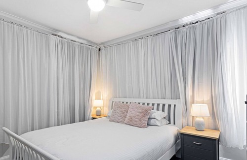 Newmarket Casa | Generous 3-Bed Family Home with Alfresco Dining
