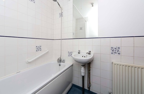 Kensington Apartamento | Generous Studio Apartment in Kensington