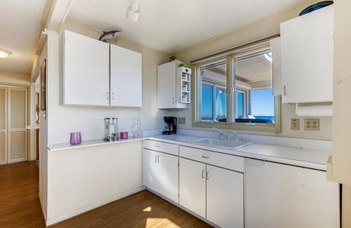 South Bethany Harbor Casa | Geneva Seas in South Bethany: Luxurious 16-Guest Retreat with Vast Ocean Views!