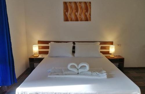 Dumaguete Casa | Genevieve Guest House and Tours