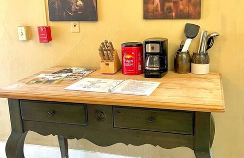 Coshocton Apartamento | Genevieve's Place in Historic Roscoe Village