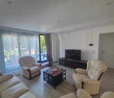 Postel Apartamento | Genius BNB Buyl 2BR Terrace Near City Center Brussels