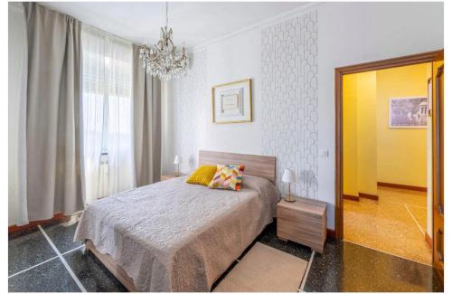 Pra' Apartamento | Genova Holidays House Erma - Parcheggio Privato e Wi-Fi - AC