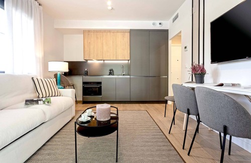 Distrito Norte Sierra Apartamento | Genteel Home Arruzafa